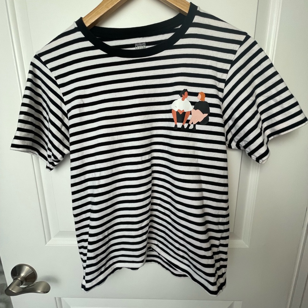 Black and white MoMA T-shirt